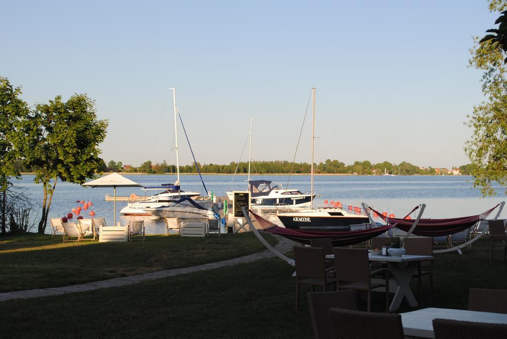 Stare Sady Chillout Rooms "Pod Jabloniami" Mikołajki Rom bilde