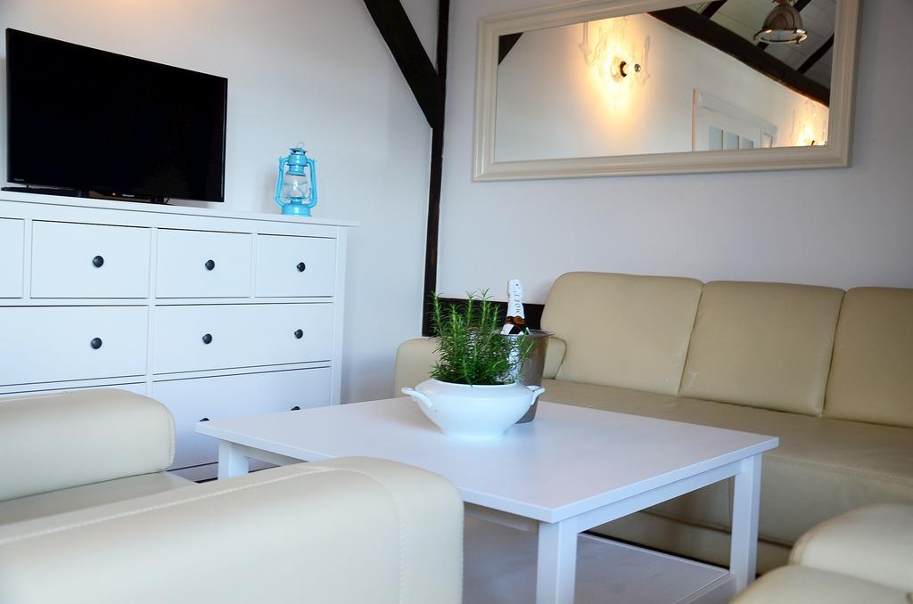 Stare Sady Chillout Rooms "Pod Jabloniami" Mikołajki Rom bilde